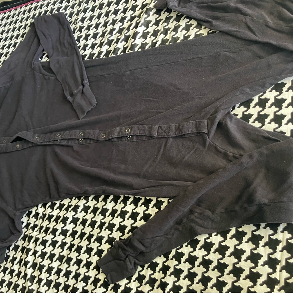 2xist Black Button-Up Top